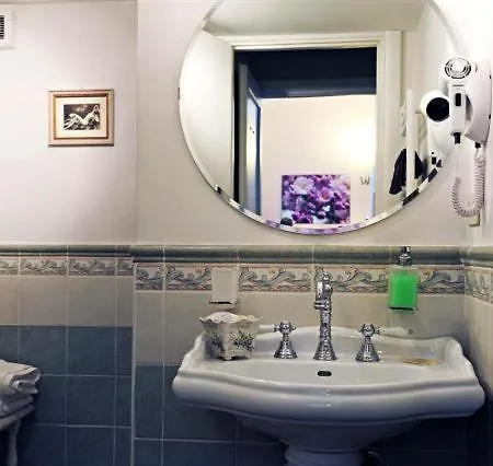 مكان أليكساندر للمبيت والإفطار 4*